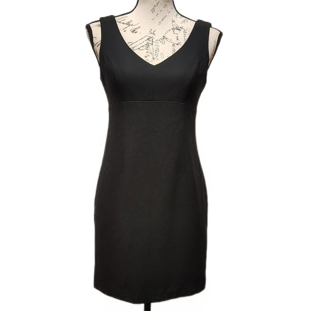 Vintage 90s BCBG Little Black Dress Mini Dress Size 4‎ Sleeveless Cocktail Party